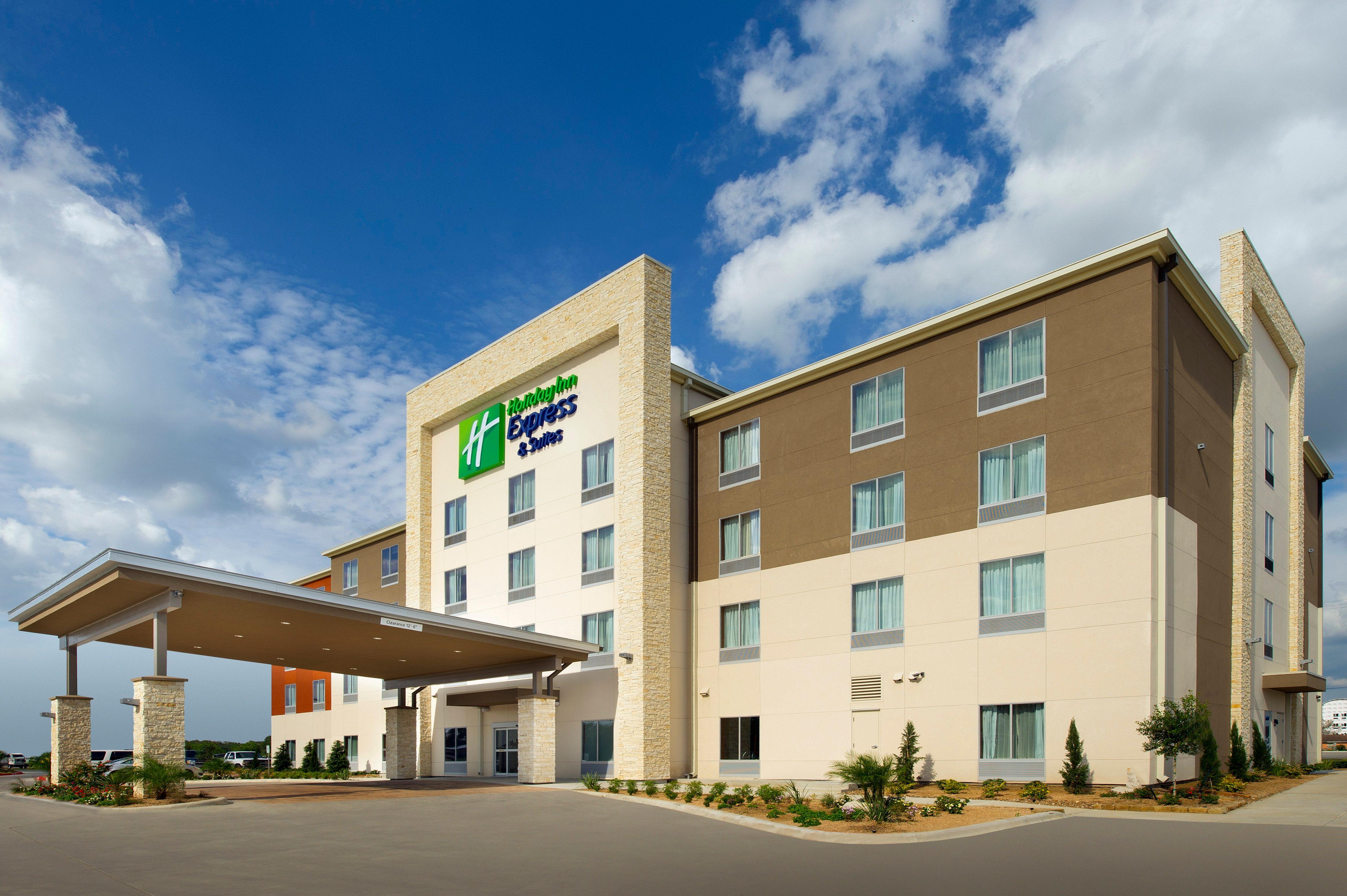 Holiday Inn Express & Suites Bay City By Ihg Dış mekan fotoğraf